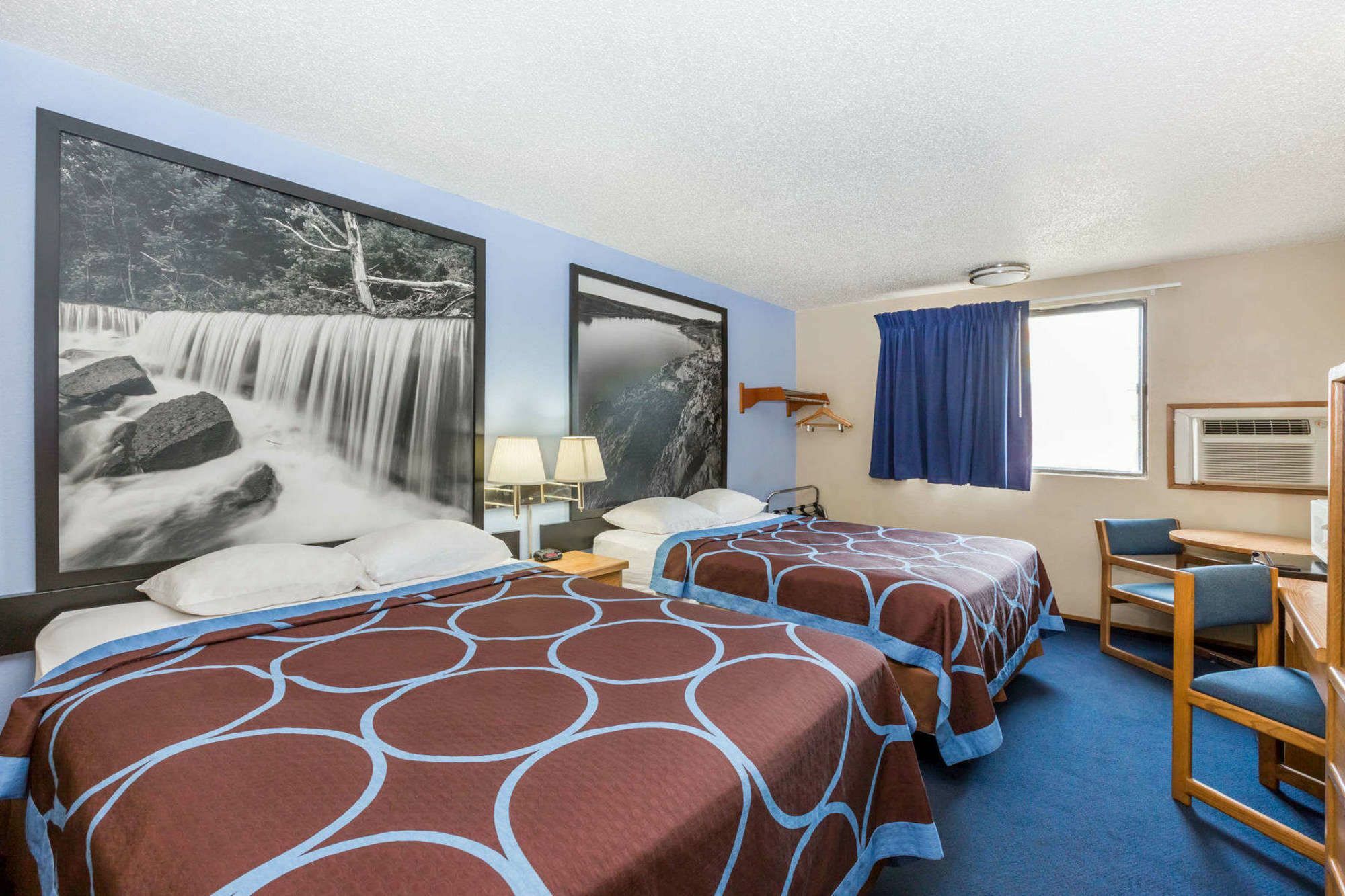 Super 8 By Wyndham Manhattan Ks Экстерьер фото